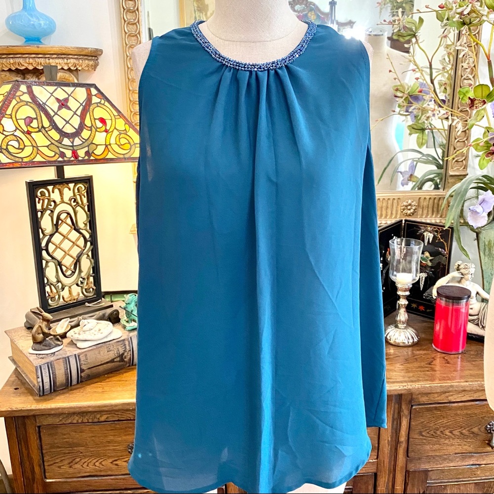 Violet & Claire Sleeveless Top